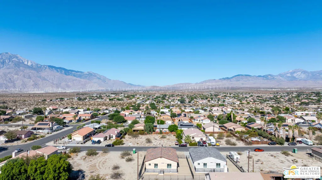 16388 Avenida Rambla, Desert Hot Springs, California 92240 home-pic-47